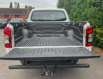 Mitsubishi L200 Crew Cab 4X4 Di-D 4Life Air Con Alloys Tow Bar EURO 6 NO VAT 8