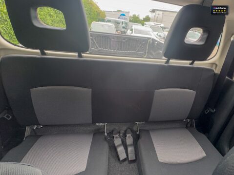 Mitsubishi L200 Crew Cab 4X4 Di-D 4Life Air Con Alloys Tow Bar EURO 6 NO VAT 12