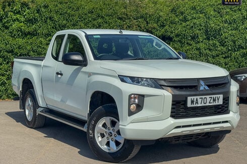 Mitsubishi L200 Crew Cab 4X4 Di-D 4Life Air Con Alloys Tow Bar EURO 6 NO VAT