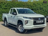 Mitsubishi L200 Crew Cab [SOLD MM] 4X4 Di-D 4Life Air Con Alloys Tow Bar EURO 6 NO VAT 2