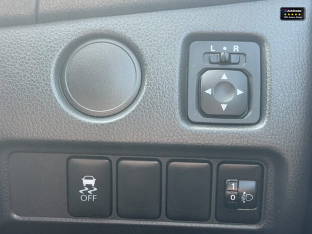 Mitsubishi L200 Crew Cab [SOLD MM] 4X4 Di-D 4Life Air Con Alloys Tow Bar EURO 6 NO VAT 23