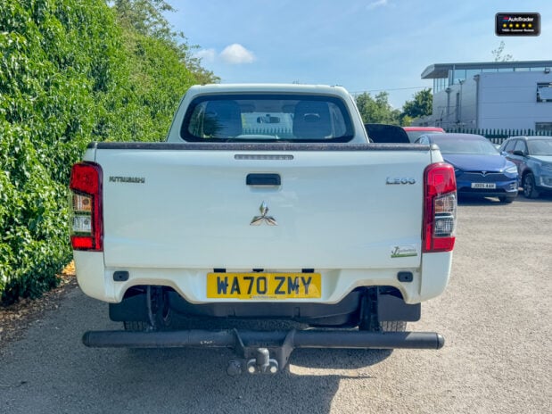 Mitsubishi L200 Crew Cab [SOLD MM] 4X4 Di-D 4Life Air Con Alloys Tow Bar EURO 6 NO VAT 7