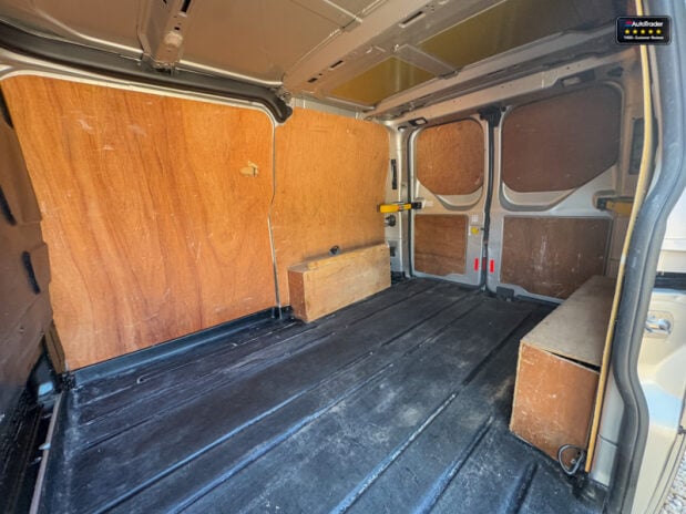 Ford Transit Custom SWB L1H1 [SOLD MM] 280 Limited Air Con Alloys Sensors EURO 6 NO VAT 11