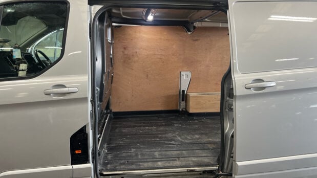 Ford Transit Custom SWB L1H1 Low Roof 280 Limited Air Con Alloys Sensors EURO 6 NO VAT 6