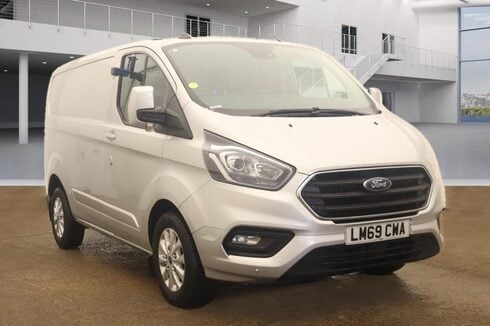 Ford Transit Custom SWB L1H1 Low Roof 280 Limited Air Con Alloys Sensors EURO 6 NO VAT