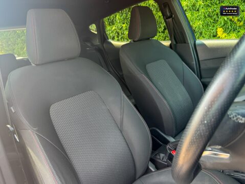 Ford Fiesta 1.0T EcoBoost ST-Line Hatchback 5dr Petrol Manual Euro 6 (s/s) (100 ps) 11