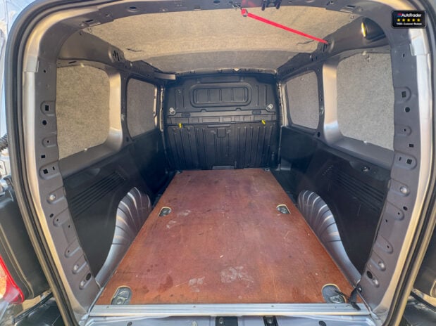 Peugeot Partner SWB L1H1 Low Roof Bluehdi Grip Tow Bar EURO 6 NO VAT 9