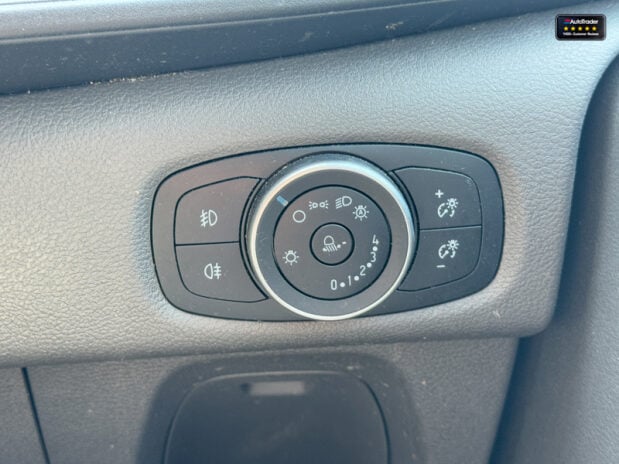 Ford Transit Custom LWB L2H1 Low Roof 300 Limited Air Con Cruise Carplay Sensors EURO 6 22
