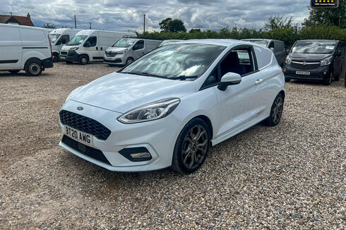 Ford Fiesta SWB L1H1 Low Roof Sport Air Con Alloys EURO 6 NO VAT