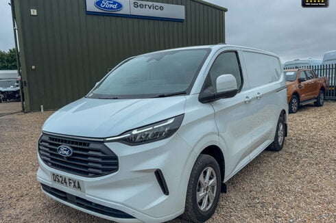 Ford Transit Custom SWB L1H1 Low Roof 280 Limited Air Con Carplay Cruise Sensors EURO 6
