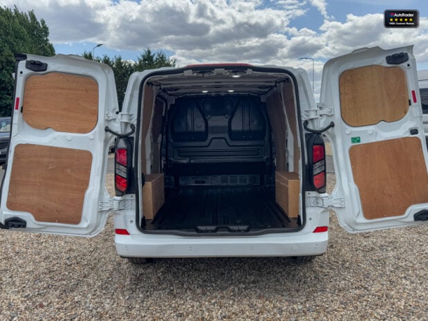 Ford Transit Custom SWB L1H1 Low Roof 280 Limited Air Con Carplay Cruise Sensors SELECT 9