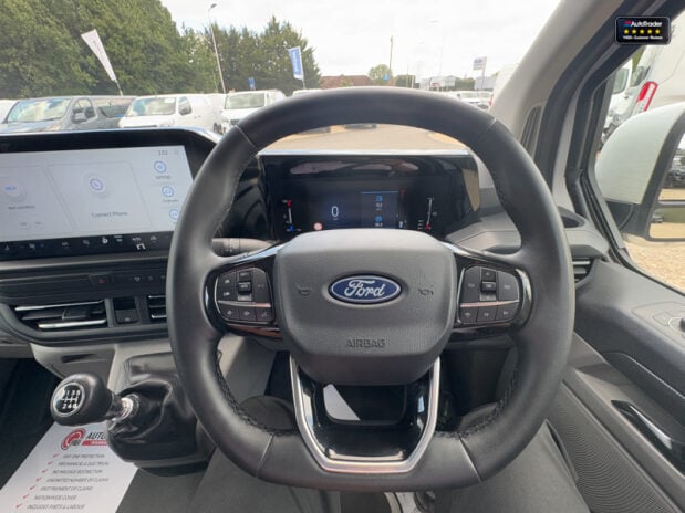Ford Transit Custom SWB L1H1 Low Roof 280 Limited Air Con Carplay Cruise Sensors SELECT 17