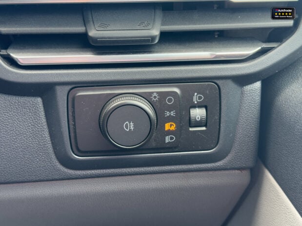 Ford Transit Custom SWB L1H1 Low Roof 280 Limited Air Con Carplay Cruise Sensors SELECT 24