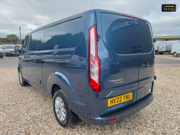 Ford Transit Custom LWB L2H1 Low Roof 300 Limited Air Con Alloys Cruise EURO 6 NO VAT 10