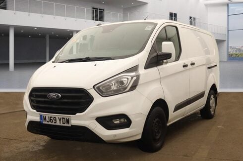 Ford Transit Custom SWB L1H1 Low Roof 300 Trend Parking Sensors EURO 6