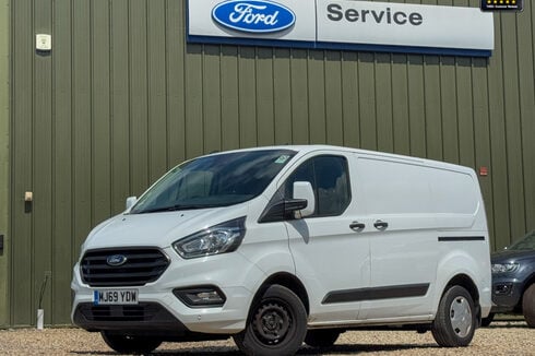 Ford Transit Custom SWB L1H1 Low Roof 300 Trend Parking Sensors EURO 6