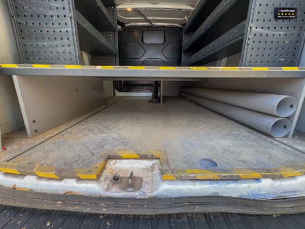 Ford Transit Custom SWB L1H1 [SOLD KH] Low Roof 300 Trend Parking Sensors EURO 6 10
