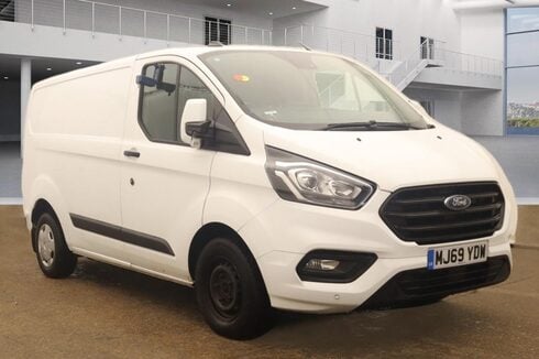 Ford Transit Custom SWB L1H1 Low Roof 300 Trend Parking Sensors EURO 6