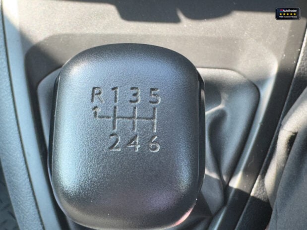 Peugeot Expert MWB L2H1 Bluehdi Professional Premium Plus Air Con Sensors EURO 6 34