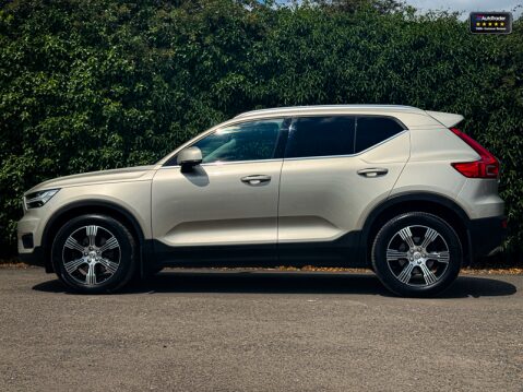 Volvo XC40 2.0 T5 Inscription SUV 5dr Petrol Auto AWD Euro 6 (s/s) (247 ps) 5
