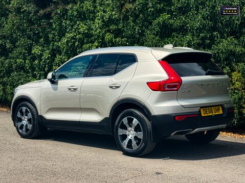 Volvo XC40 2.0 T5 Inscription SUV 5dr Petrol Auto AWD Euro 6 (s/s) (247 ps) 33
