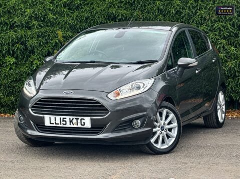 Ford Fiesta 1.6 Titanium Hatchback 5dr Petrol Powershift Euro 26