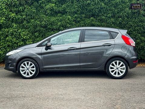 Ford Fiesta 1.6 Titanium Hatchback 5dr Petrol Powershift Euro 30