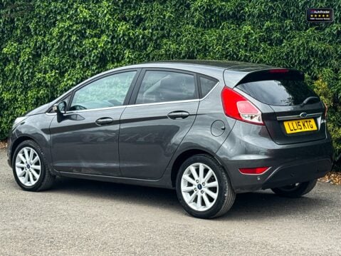 Ford Fiesta 1.6 Titanium Hatchback 5dr Petrol Powershift Euro 31