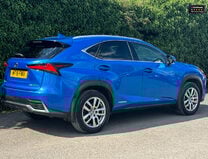 Lexus NX 2.5 300h Luxury SUV 5dr Petrol Hybrid E-CVT 4WD Euro 6 (s/s) (197 ps) 4