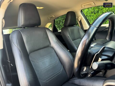Lexus NX 2.5 300h Luxury SUV 5dr Petrol Hybrid E-CVT 4WD Euro 6 (s/s) (197 ps) 10