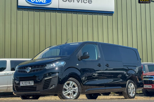 Vauxhall Vivaro AUTO Crew Cab LWB L2H1 Elite Air Con Cam Nav Sensors EURO 6 NO VAT