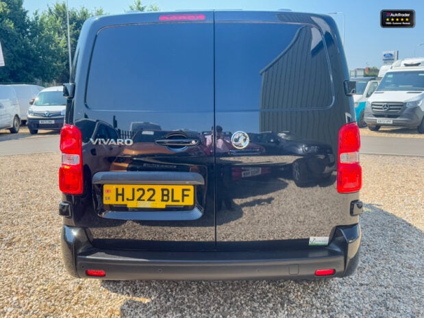 Vauxhall Vivaro AUTO Crew Cab LWB L2H1 Elite Air Con Cam Nav Sensors EURO 6 NO VAT 8