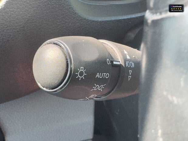 Vauxhall Vivaro AUTO Crew Cab LWB L2H1 Elite Air Con Cam Nav Sensors EURO 6 NO VAT 25