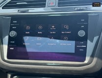 Volkswagen Tiguan 2.0 TDI R-Line SUV 5dr Diesel Manual 4Motion Euro 6 (s/s) (150 ps) 26