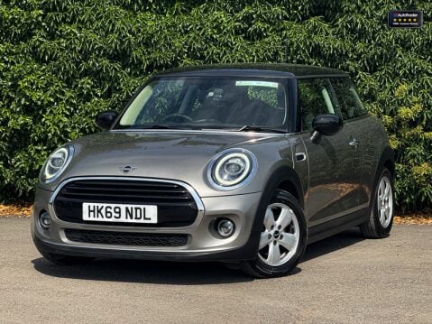 Mini Hatch Sold Cooper Classic Hatchback 1.5 3dr Petrol Steptronic Euro 6 (s/s) (136 p 26