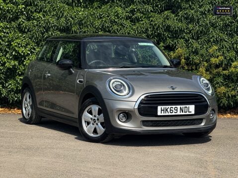 Mini Hatch Sold Cooper Classic Hatchback 1.5 3dr Petrol Steptronic Euro 6 (s/s) (136 p 27