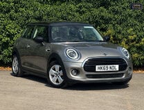 Mini Hatch Sold Cooper Classic Hatchback 1.5 3dr Petrol Steptronic Euro 6 (s/s) (136 p 27