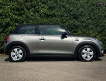 Mini Hatch Sold Cooper Classic Hatchback 1.5 3dr Petrol Steptronic Euro 6 (s/s) (136 p 4