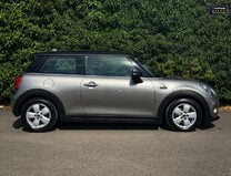 Mini Hatch Sold Cooper Classic Hatchback 1.5 3dr Petrol Steptronic Euro 6 (s/s) (136 p 29