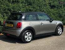 Mini Hatch Sold Cooper Classic Hatchback 1.5 3dr Petrol Steptronic Euro 6 (s/s) (136 p 28