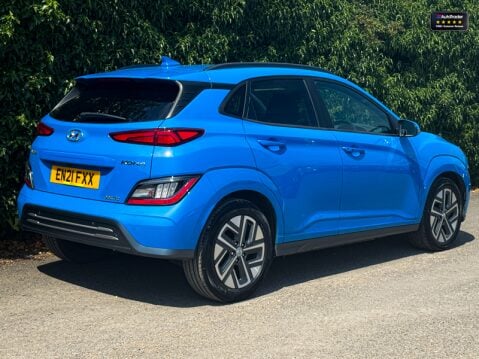 Hyundai KONA (Sold) 64kWh Ultimate SUV 5dr Electric Auto (10.5kW Charger) (204 ps) 3