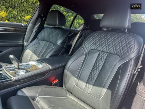 BMW 7 Series 3.0 740d M Sport Saloon 4dr Diesel Auto xDrive Euro 6 (s/s) (320 ps) 8