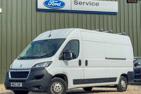 Peugeot Boxer LWB L3H2 Medium Roof Bluehdi 335 Professional Air Con EURO 6