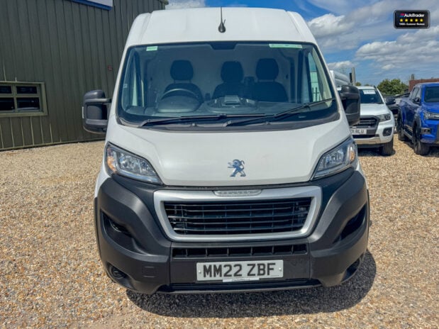 Peugeot Boxer LWB L3H2 [SOLD CR] Medium Roof Bluehdi 335 Professional Air Con EURO 6 3