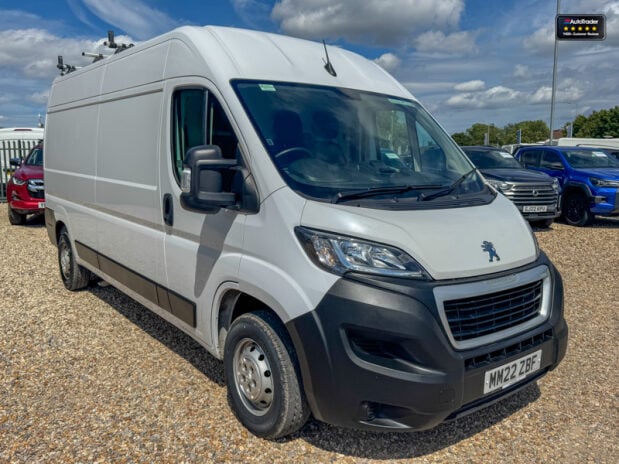 Peugeot Boxer LWB L3H2 [SOLD CR] Medium Roof Bluehdi 335 Professional Air Con EURO 6 4