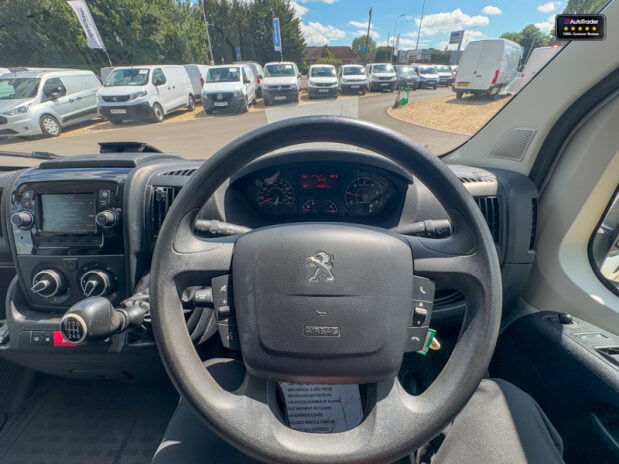 Peugeot Boxer LWB L3H2 [SOLD CR] Medium Roof Bluehdi 335 Professional Air Con EURO 6 16