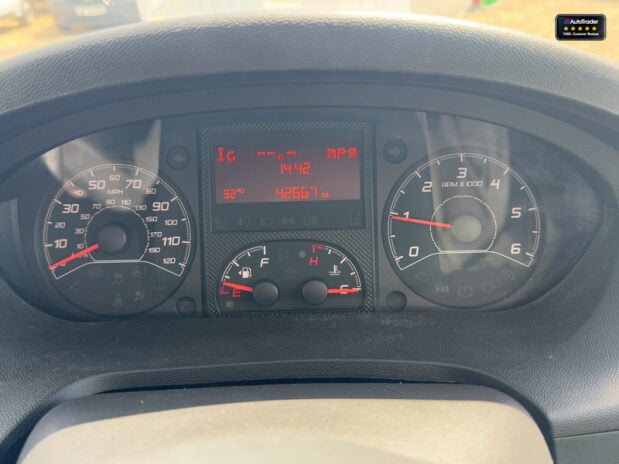 Peugeot Boxer LWB L3H2 [SOLD CR] Medium Roof Bluehdi 335 Professional Air Con EURO 6 19