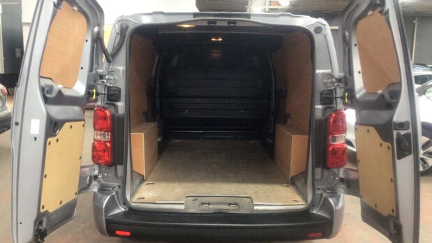 Vauxhall Vivaro LWB L2H1 Low Roof F3100 Pro Air Con Nav Sensors EURO 6 5