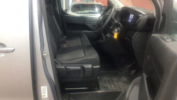 Vauxhall Vivaro LWB L2H1 Low Roof F3100 Pro Air Con Nav Sensors EURO 6 7