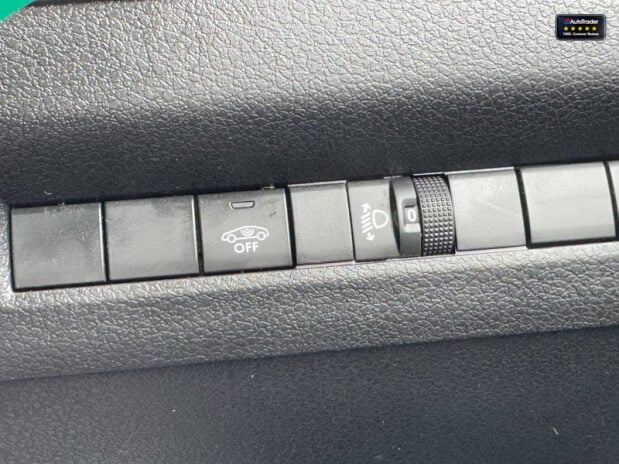 Vauxhall Vivaro LWB L2H1 (SOLD CR) Low Roof F3100 Pro Air Con Nav Sensors EURO 6 23